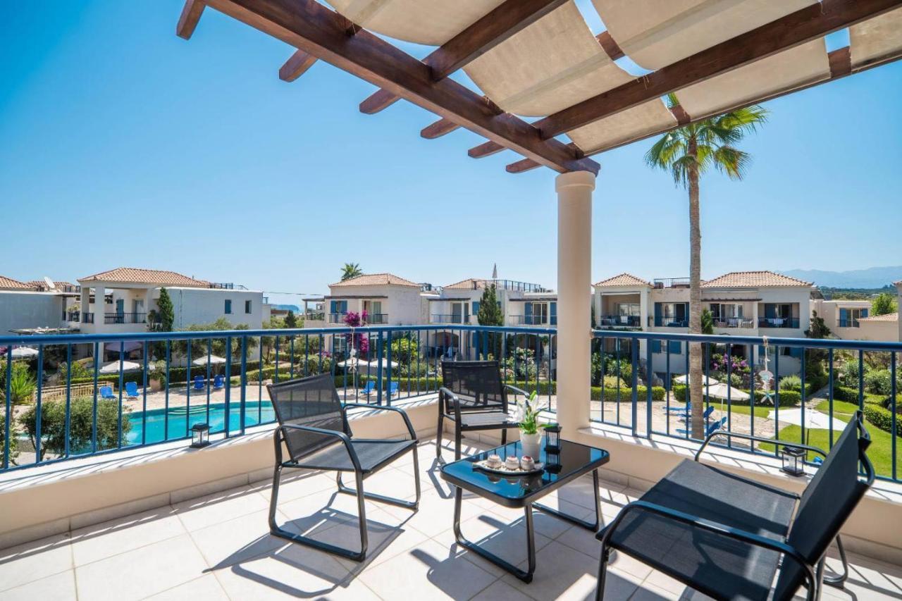 Villa Rodo Pirgos Psilonerou Exteriör bild