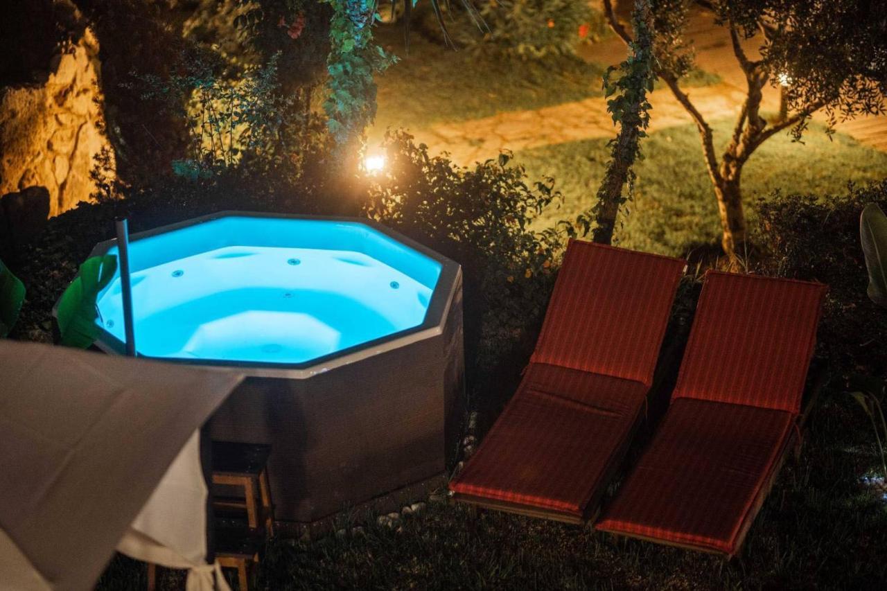 Villa Rodo Pirgos Psilonerou Exteriör bild