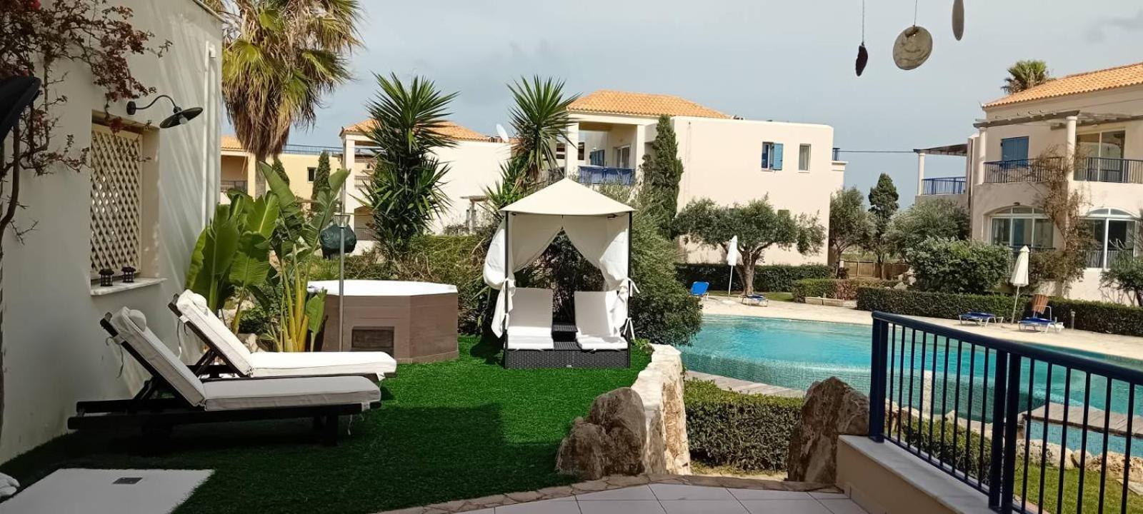 Villa Rodo Pirgos Psilonerou Rum bild